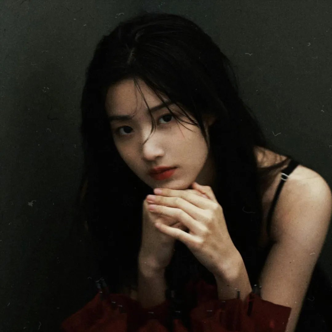 女人与英雄